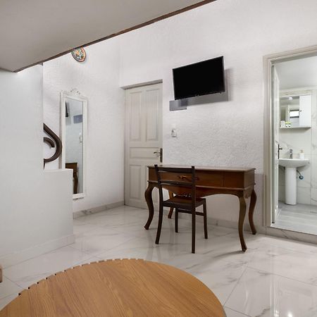 Casa Tradizionale Hotel Rhodes City Exterior photo