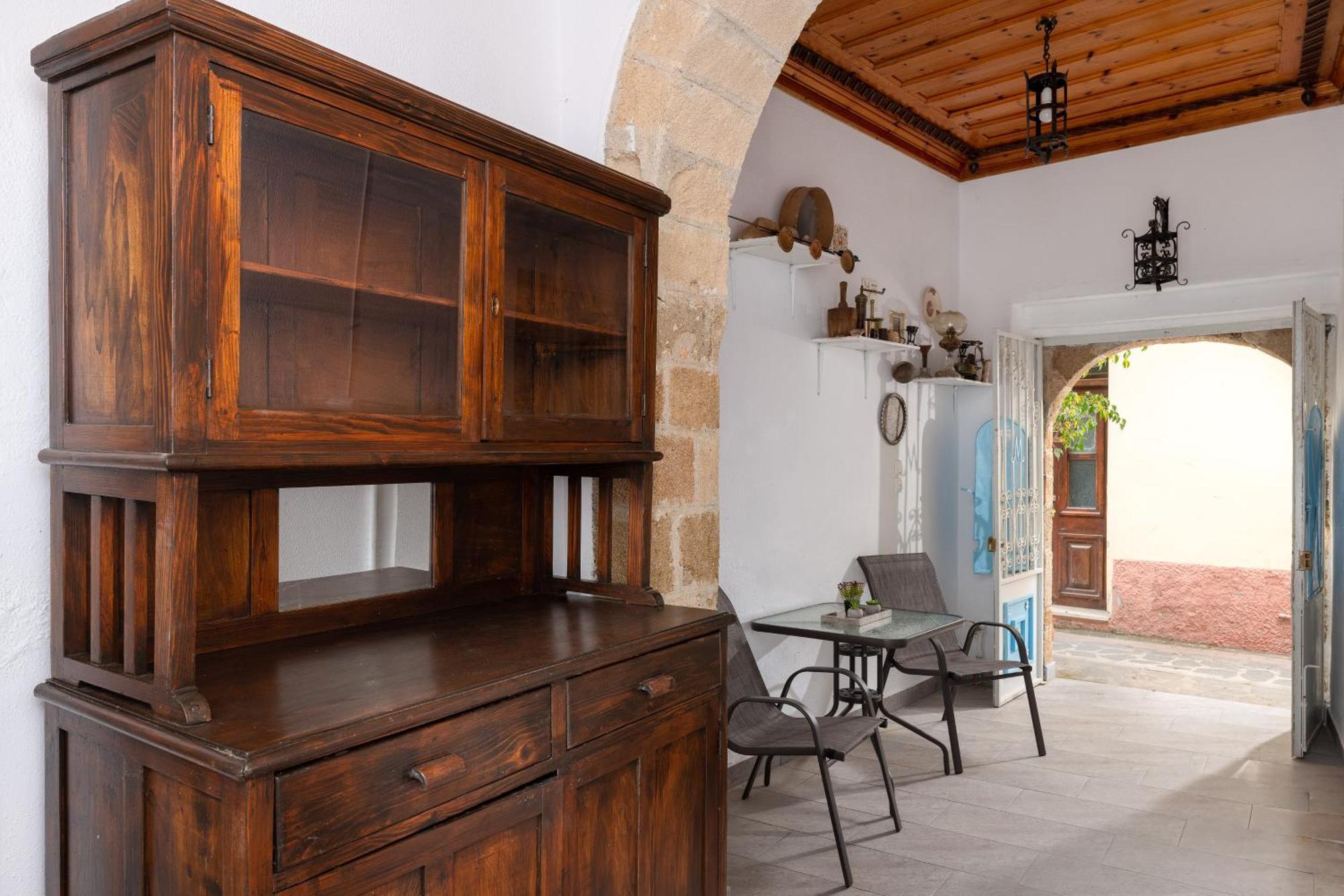Casa Tradizionale Hotel Rhodes City Exterior photo